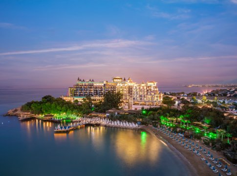 Merit Crystal Cove Hotel (KKTC)
