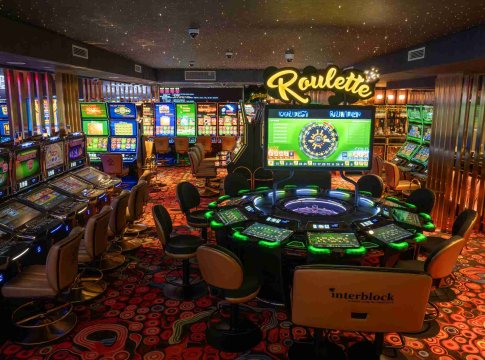  Merit Casino Starlit